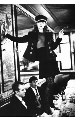 Arthur Elgort, Kate Moss at Cafe Lipp, Paris, Vogue Ialalia, 1993 Arthur Elgort, Kate Moss at Cafe Lipp, Paris, Vogue Ialalia, 1993